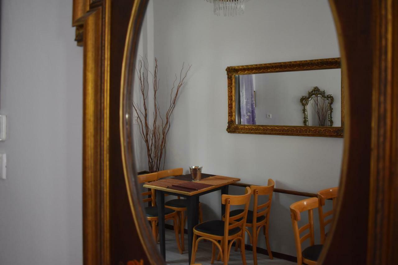 Aphrodite Art Hotel Aegina Exterior foto